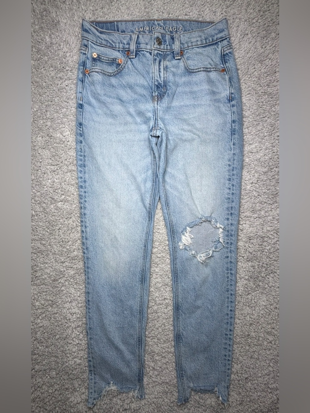 AMERICAN EAGLE Jeans Womens 4 90s Skinny Stretch Light Distressed Raw Hem Skate